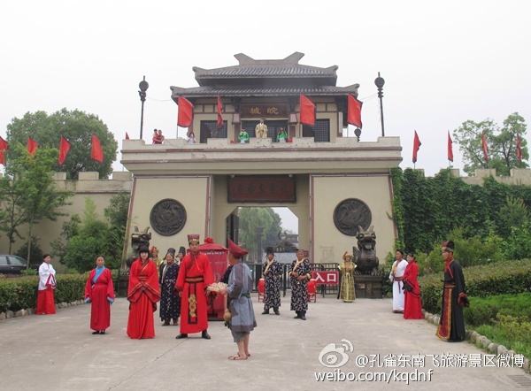 油纸伞节期间景区活动丰富多彩(图2) 油纸伞节期间景区活动丰富多彩(图2)