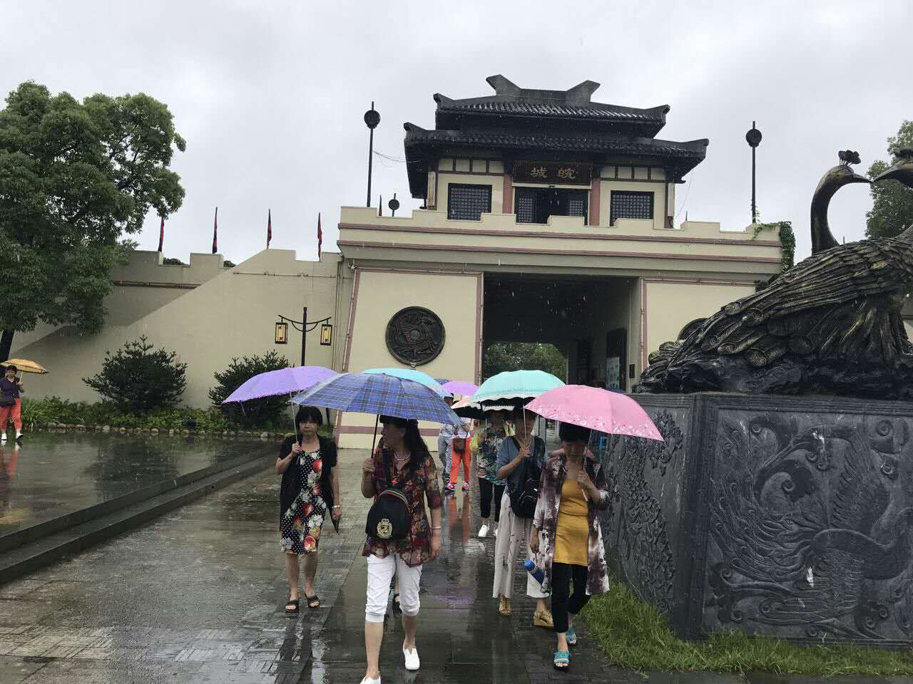 自驾游冒雨参观景区(图4)