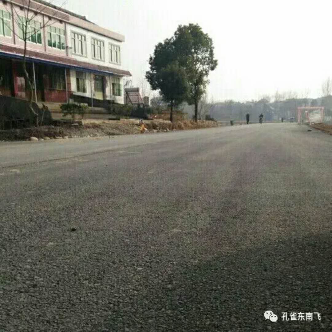 平坦路口通红绿灯!平坦到小市通大马路!(图2) 平坦路口通红绿灯!平坦到小市通大马路!(图2)