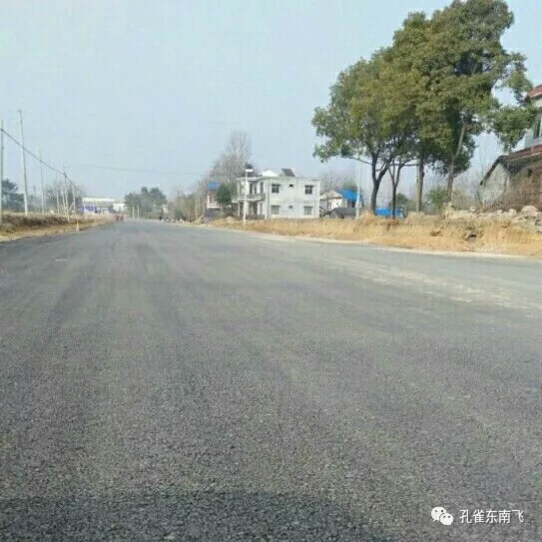 平坦路口通红绿灯!平坦到小市通大马路!(图3) 平坦路口通红绿灯!平坦到小市通大马路!(图3)