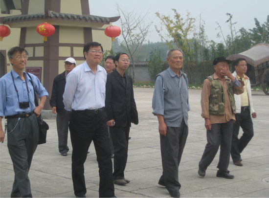 潜山诗联采风队(图1)